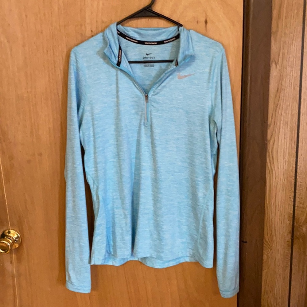 Dri-fit Nike long sleeve active wear